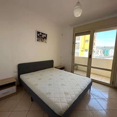 Downtown 2 * Vlorë